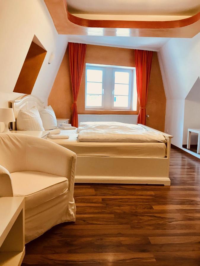Hotel Am Markt ساربورغ المظهر الخارجي الصورة